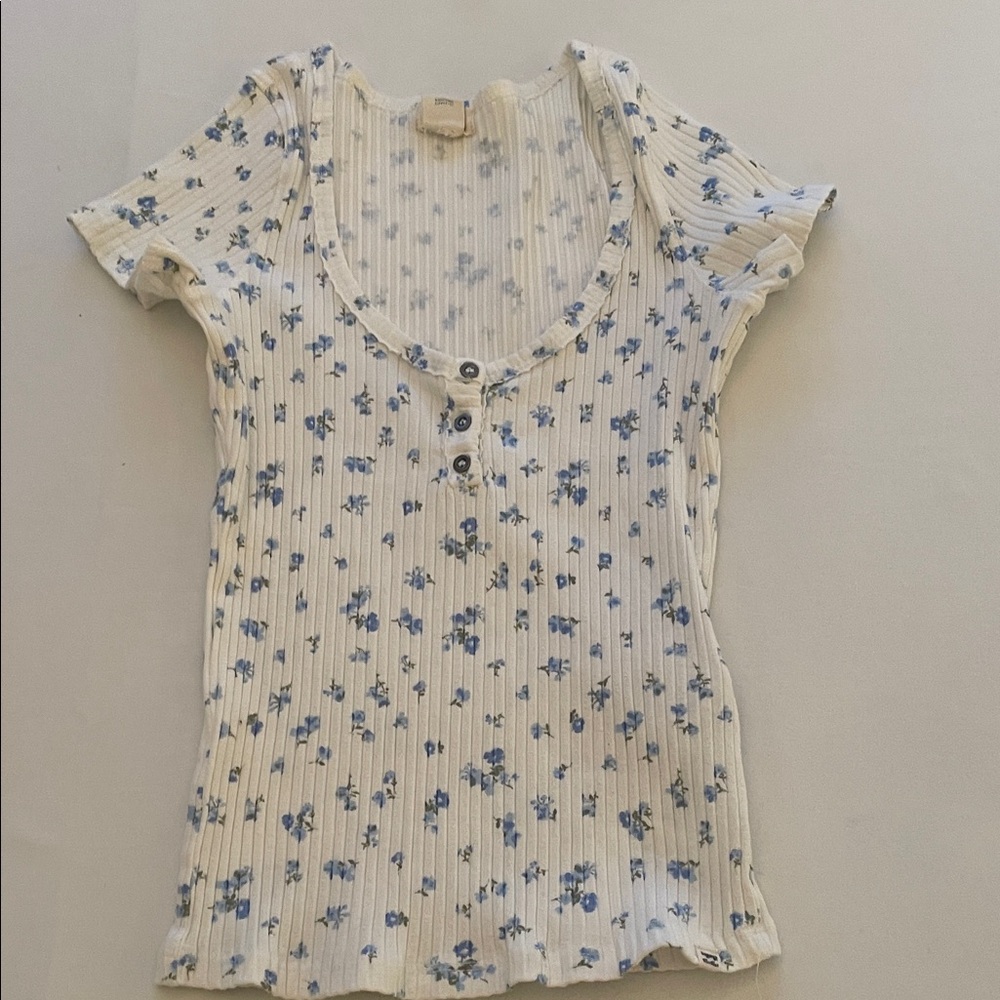 Billabong Floral Blue and White Women's Top